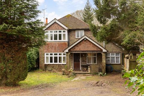 5 bedroom detached house for sale, Effingham Road, Crawley RH10
