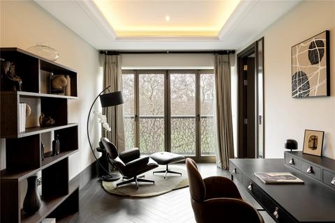 3 bedroom apartment for sale, Ashburton Place, London, W1J