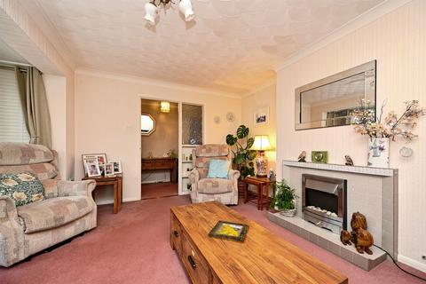 2 bedroom detached bungalow for sale, Willow Park, KING'S LYNN