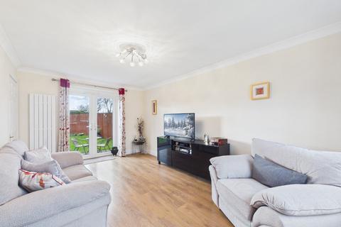 3 bedroom detached house for sale, St. Quintin Field, Nafferton, YO25 4PD
