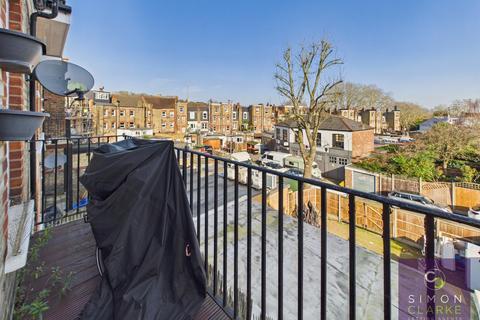 2 bedroom flat to rent, Park Road, Crouch End, N8