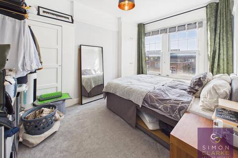 2 bedroom flat to rent, Park Road, Crouch End, N8