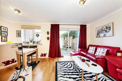undefined, Hamble Walk, Woking, GU21