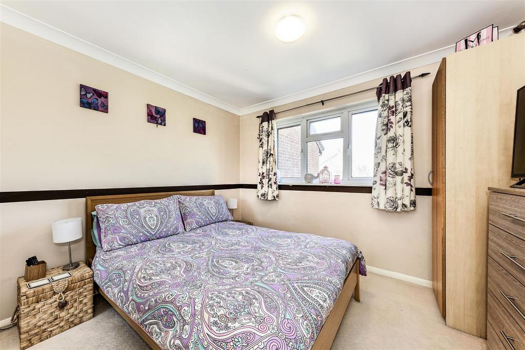 26 hamble bedroom