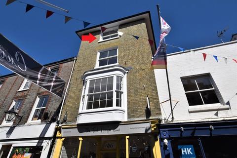 undefined, High Street, Cowes, Isle Of Wight, PO31
