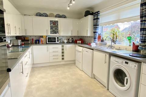 undefined, 6a Salcombe Drive, Shrewsbury, SY2 6SH