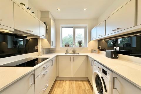 2 bedroom semi-detached bungalow for sale, Peveril Gardens, Disley, Stockport