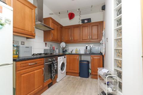 2 bedroom flat for sale, Ethelbert Square, Westgate-on-Sea, Kent, CT8