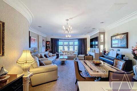 2 bedroom flat for sale, Rosefield Hall, Southport PR9