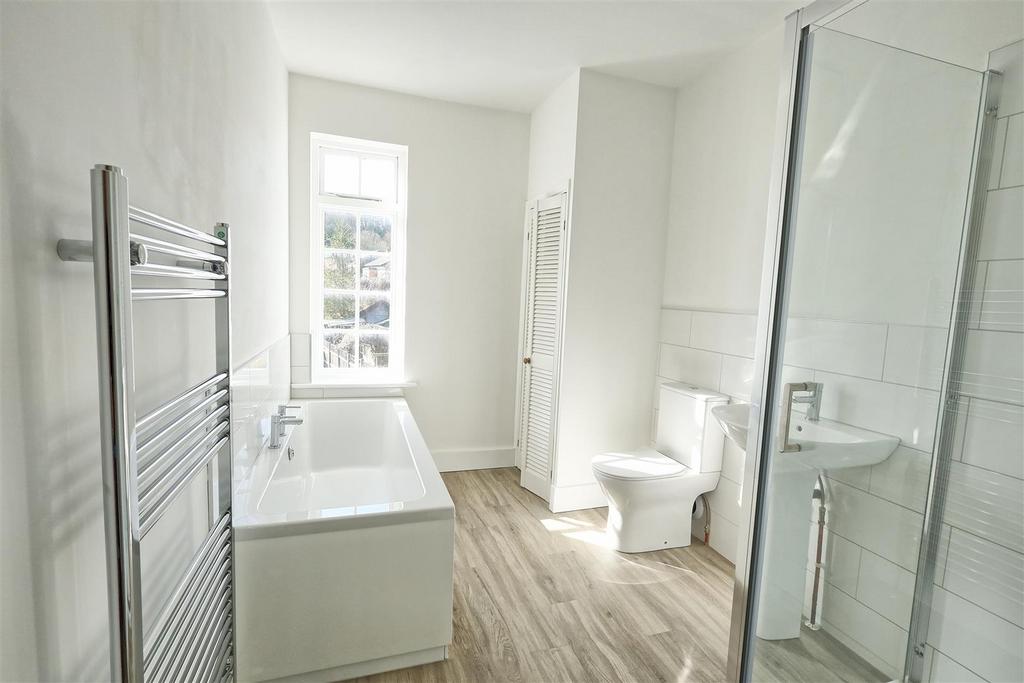 First floor bath/shower room