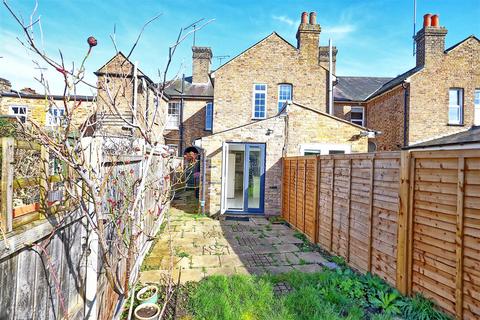 2 bedroom terraced house for sale, London Road, Ware SG12