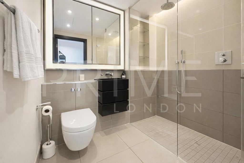 Bathroom2.jpg