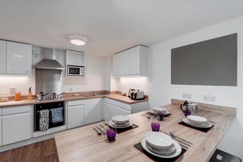 1 bedroom in a flat share to rent, Regent Street, Plymouth PL4