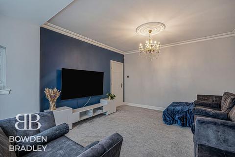 5 bedroom semi-detached house for sale, Abbotswood Gardens, Clayhall, IG5