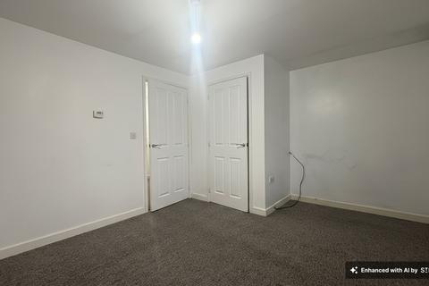 2 bedroom terraced house to rent, Rowan Tree Road, Oldham, OL8