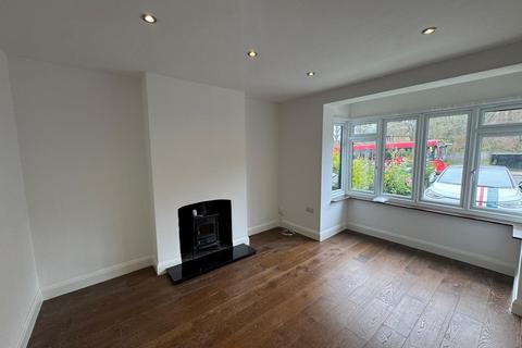 4 bedroom semi-detached house to rent, Station Road, Orpington, BR6