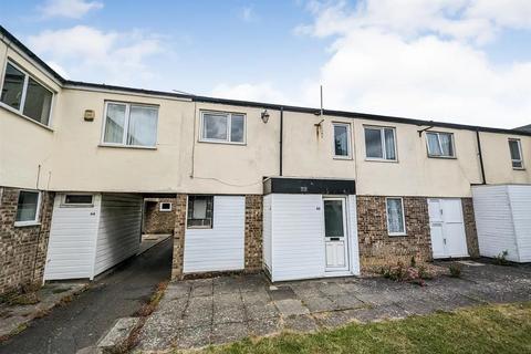Grieg Walk, Corby