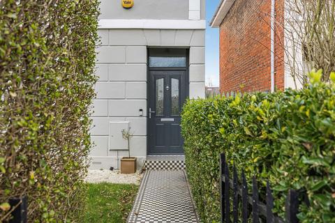 3 bedroom terraced house for sale, Shurdington Road, Cheltenham, Gloucestershire, GL53 0JD
