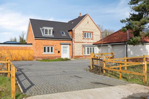 undefined, Ovington Road, Saham Toney, IP25