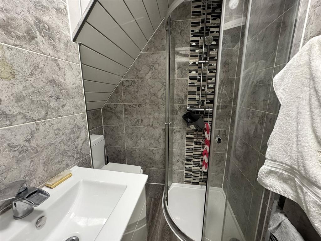 Bedroom One Ensuite