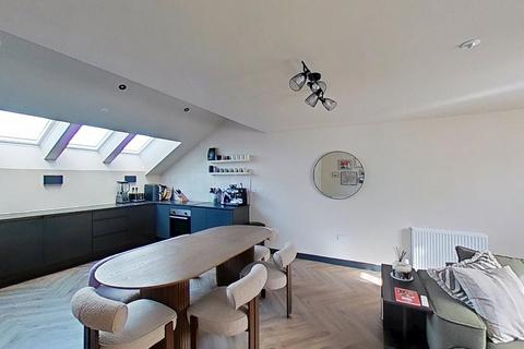3 bedroom flat to rent, Dryden Street, Edinburgh, EH7