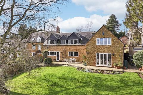 5 bedroom property for sale, Yew Tree Lane, Spratton, Northampton