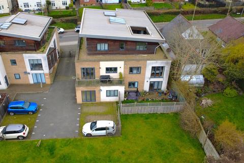 2 bedroom apartment for sale, St Albans Hill, Hemel Hempstead HP3