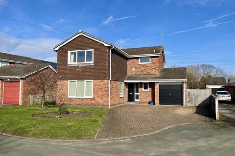 4 bedroom house for sale, Fields Drive, Sandbach CW11