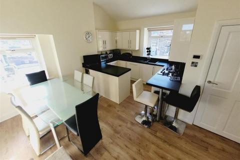 3 bedroom apartment for sale, Lower Quarry Road, Huddersfield HD5