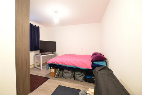 undefined, Chancellor House, Farnburn Avenue, Slough, Berkshire