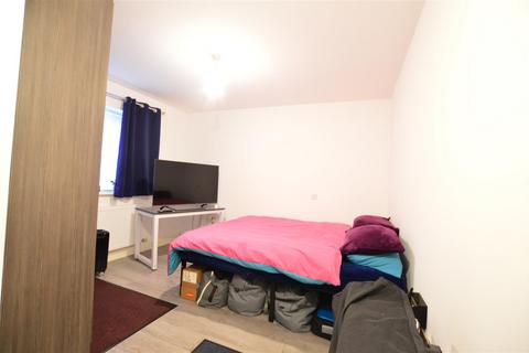 undefined, Chancellor House, Farnburn Avenue, Slough, Berkshire
