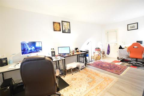 undefined, Chancellor House, Farnburn Avenue, Slough, Berkshire