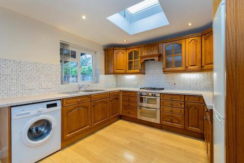 undefined, Hinksey Close, Langley SL3