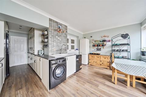 4 bedroom terraced house for sale, Whitworth Close, Gosport