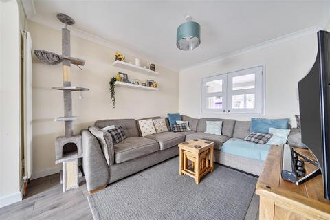 4 bedroom terraced house for sale, Whitworth Close, Gosport