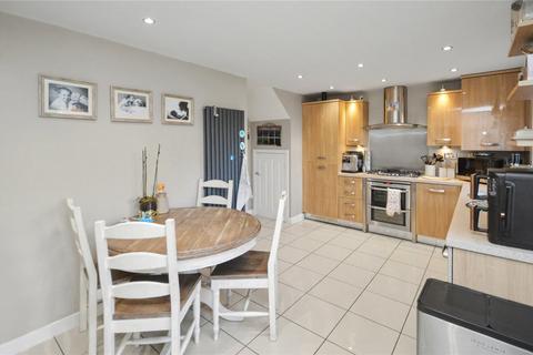 4 bedroom semi-detached house for sale, Oak Drive, Leeds, West Yorkshire