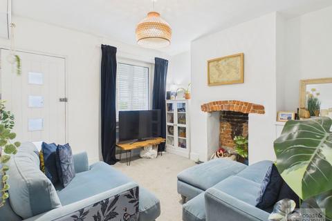 2 bedroom terraced house for sale, East Street, Newton Abbot