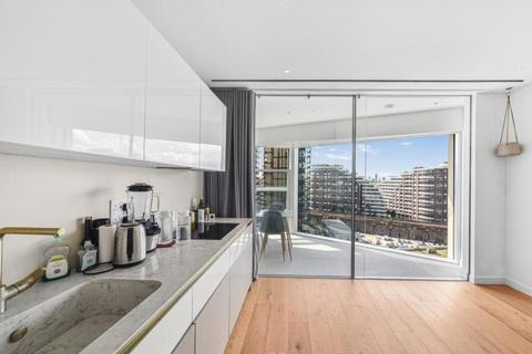 1 bedroom flat for sale, Oakley House, London SW11