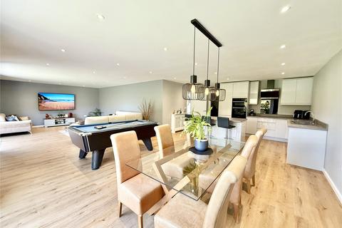 3 bedroom bungalow for sale, Curzon Way, Christchurch BH23