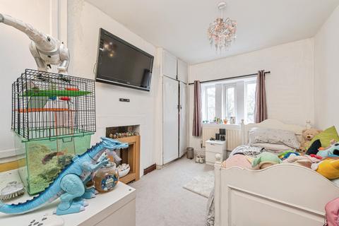 3 bedroom end of terrace house for sale, Meltham Road, Huddersfield
