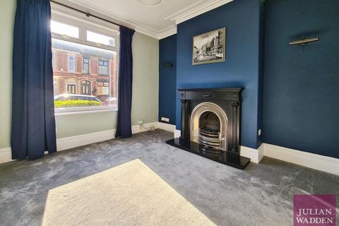 2 bedroom terraced house to rent, Aberdeen Crescent, Edgeley, Stockport, SK3