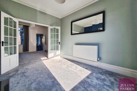 2 bedroom terraced house to rent, Aberdeen Crescent, Edgeley, Stockport, SK3