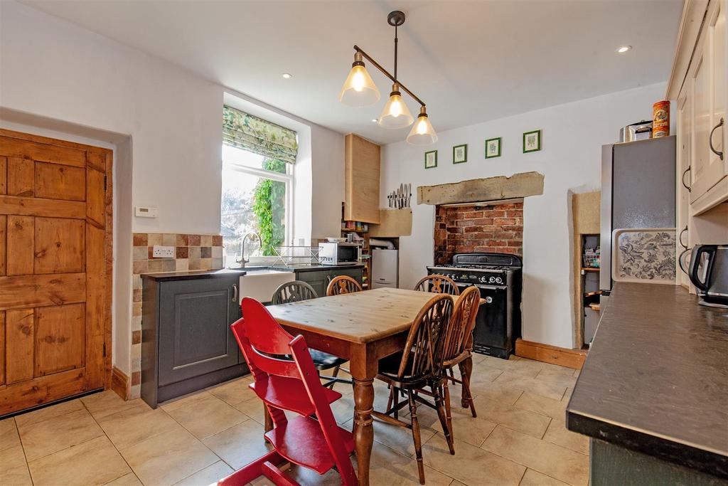 Kitchen-2.jpg