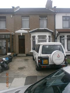 3 bedroom terraced house to rent, Westwood Road,  Ilford, IG3