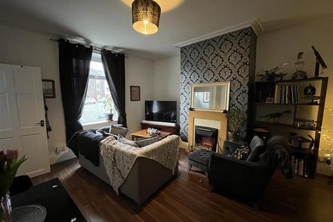 2 bedroom terraced house for sale, Huddersfield Road, Bradford BD12