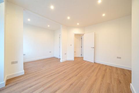 undefined, Cavendish Avenue, London