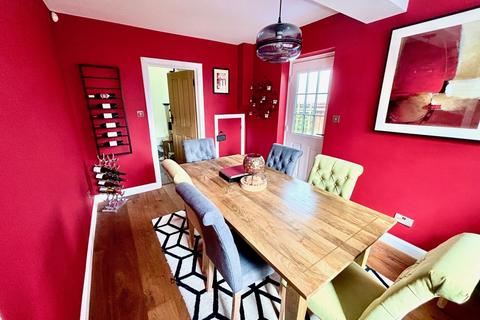 undefined, Vicarage Avenue, Egham, Surrey, TW20