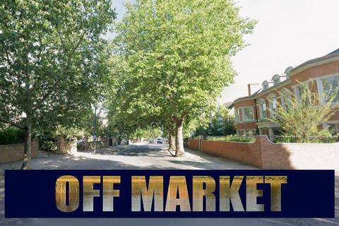 undefined, Avenue Road, London NW8