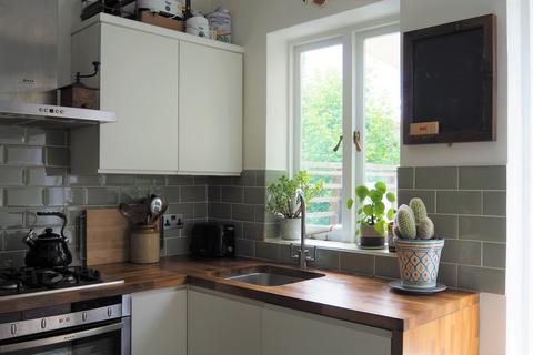 1 bedroom flat to rent, Wembury Road, Highgate, N6