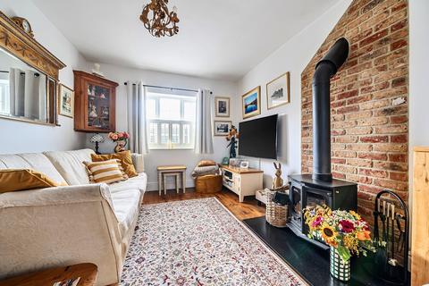 2 bedroom semi-detached house for sale, Birdham Road, Chichester, PO20